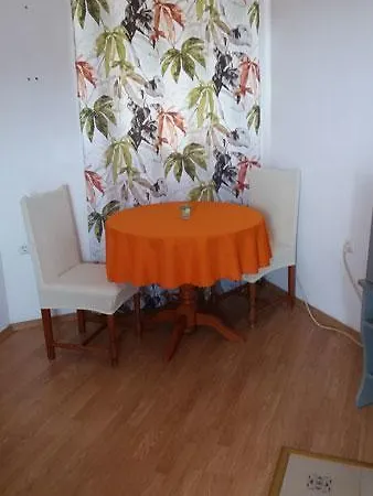 Irina Appartments 1 شقة سفيتي فلاس